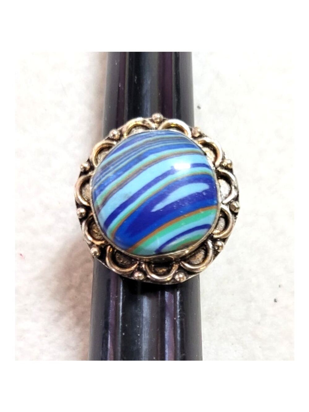 Vtg Silver Tone Striped Glass? Inlay Statement Ring Artisan Boho Size 7.5 READ